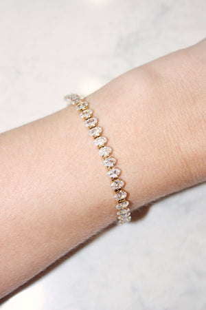 
                
                    Load image into Gallery viewer, Marquise Bracelet - Crystal Clear
                
            