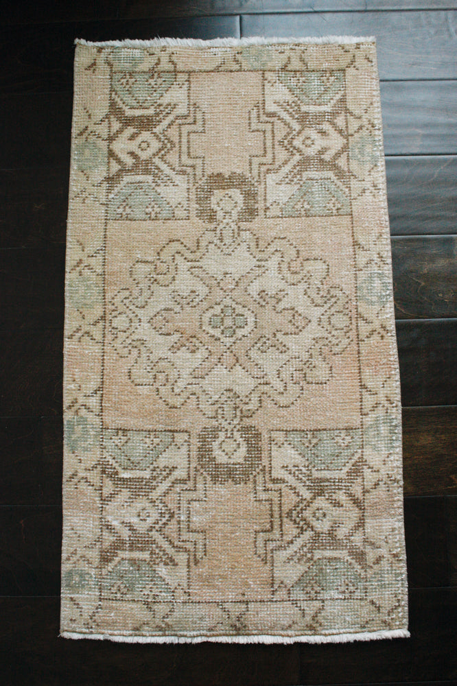
                
                    Load image into Gallery viewer, TURKISH MINI RUG 1&amp;#39;7&amp;quot; x 2&amp;#39;11&amp;quot; FT
                
            