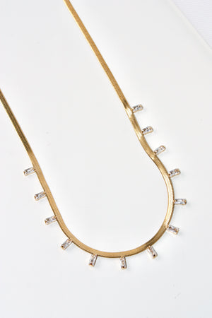 
                
                    Load image into Gallery viewer, Logan Necklace — Crystal Clear
                
            