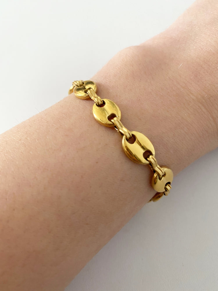 
                
                    Load image into Gallery viewer, Thick Mariner Chain Bracelet
                
            