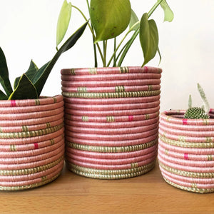 Muyaga Basket Planters