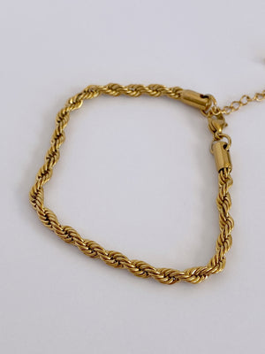 
                
                    Load image into Gallery viewer, Taylor Rope Chain Bracelet - Gold
                
            